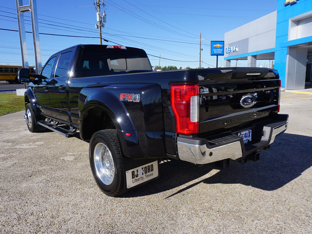 2019 Ford F-450 Lariat SD 4WD 8ft Box DRW