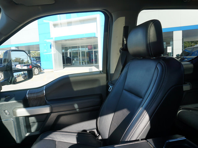 2019 Ford F-450 Lariat SD 4WD 8ft Box DRW