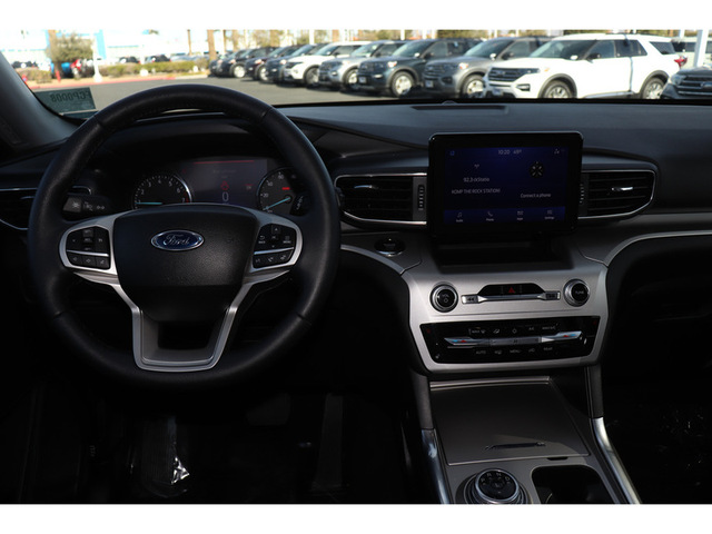 2022 Ford Explorer XLT RWD