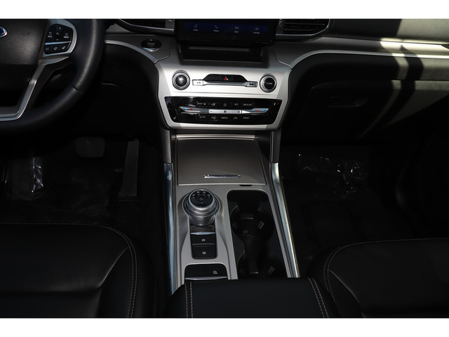 2022 Ford Explorer XLT RWD