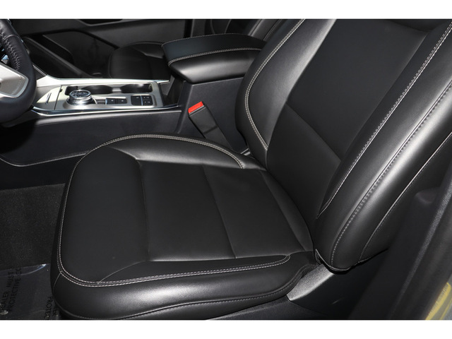 2022 Ford Explorer XLT RWD