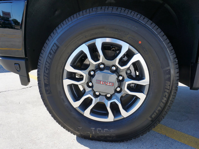 2023 GMC Sierra 2500HD AT4 4WD 159WB