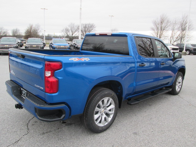 2023 Chevrolet Silverado 1500 Custom 4WD 147WB