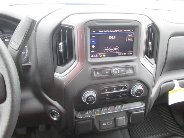 2023 Chevrolet Silverado 1500 Custom 4WD 147WB