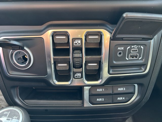 2023 Jeep Wrangler Sahara 4WD 4xe