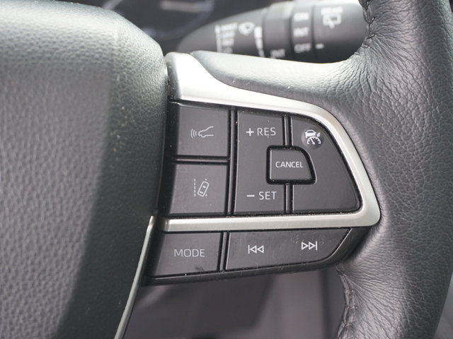 2022 Toyota Sienna Hybrid XLE FWD 7-Pass