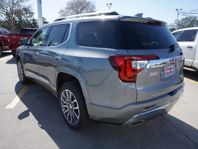 2023 GMC Acadia Denali FWD