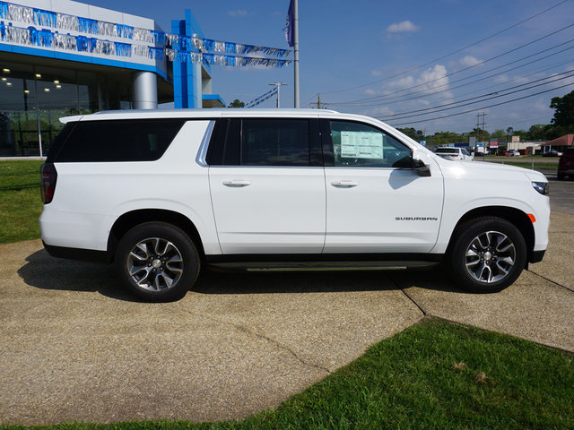 2023 Chevrolet Suburban LT 2WD