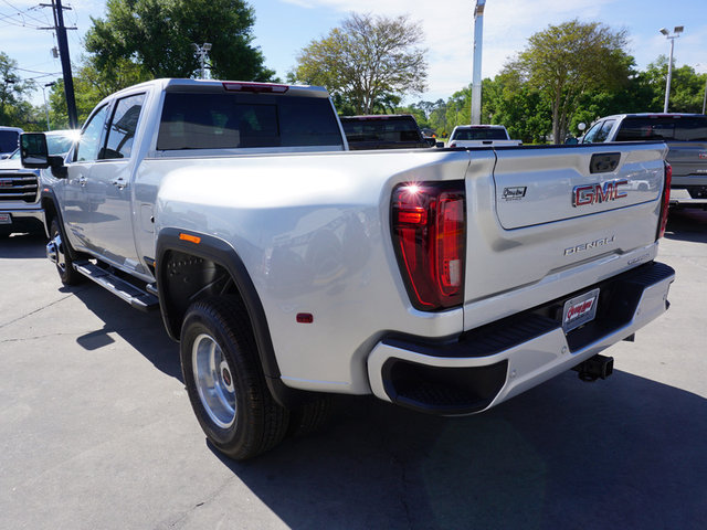 2023 GMC Sierra 3500HD Denali 4WD 172WB