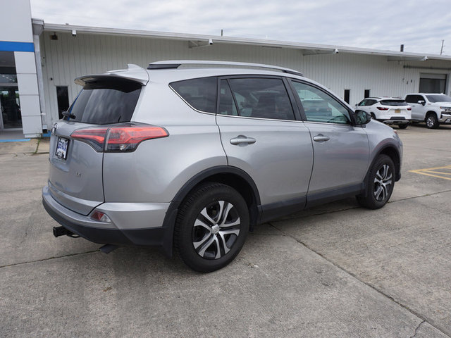 2018 Toyota RAV4 LE FWD