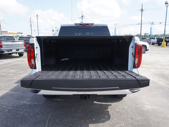 2022 GMC Sierra 1500 AT4X 4WD 147WB