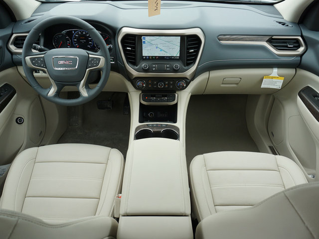 2023 GMC Acadia Denali FWD