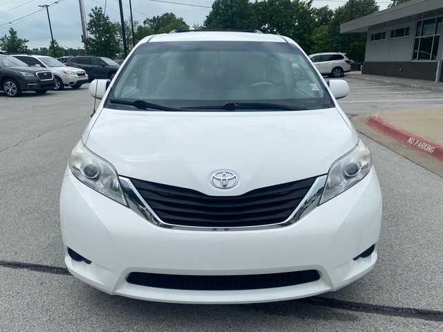 2014 Toyota Sienna 
