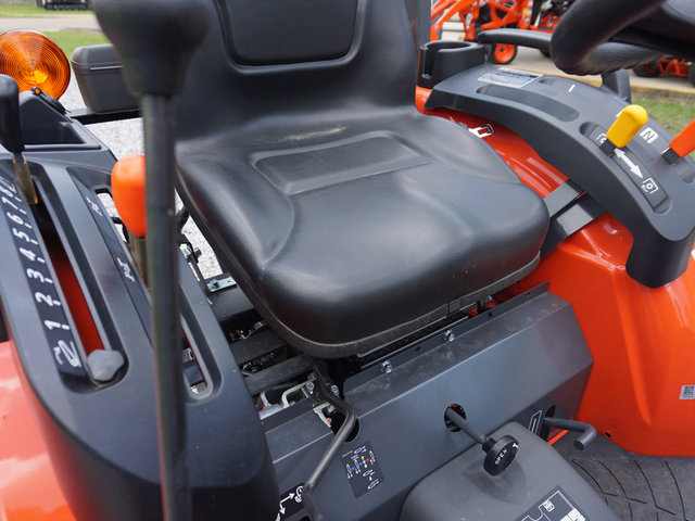 2023 Kubota LX2610SUHSD 