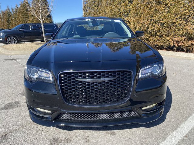 2023 Chrysler 300 Touring L RWD