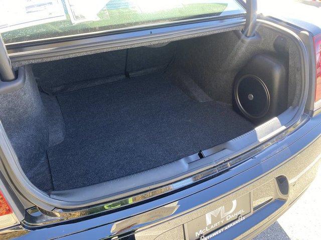 2023 Chrysler 300 Touring L RWD