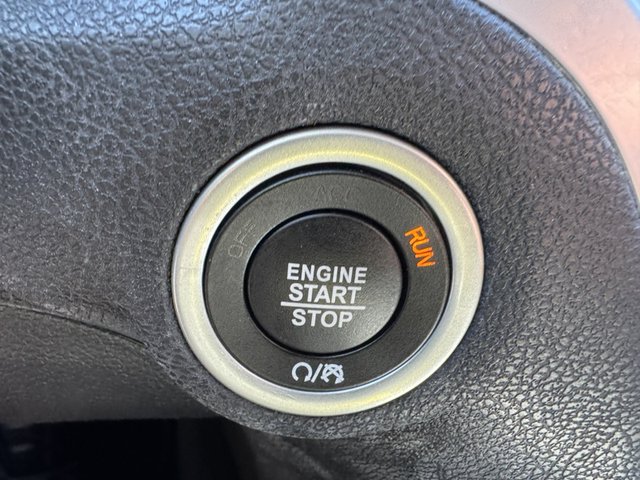 2023 Chrysler 300 Touring L RWD