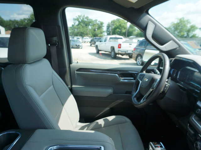 2022 Chevrolet Silverado 1500 LTZ 4WD 157WB