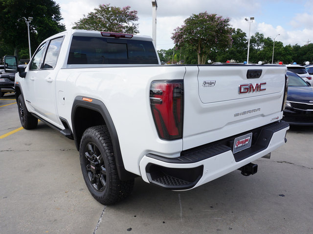 2024 GMC Sierra 2500HD AT4 4WD 159WB