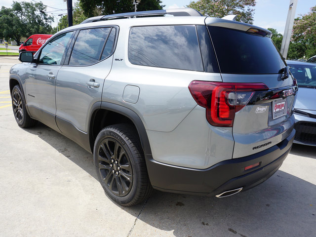 2023 GMC Acadia SLT FWD