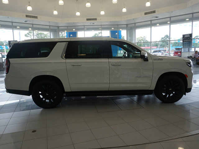 2023 Chevrolet Suburban High Country 4WD