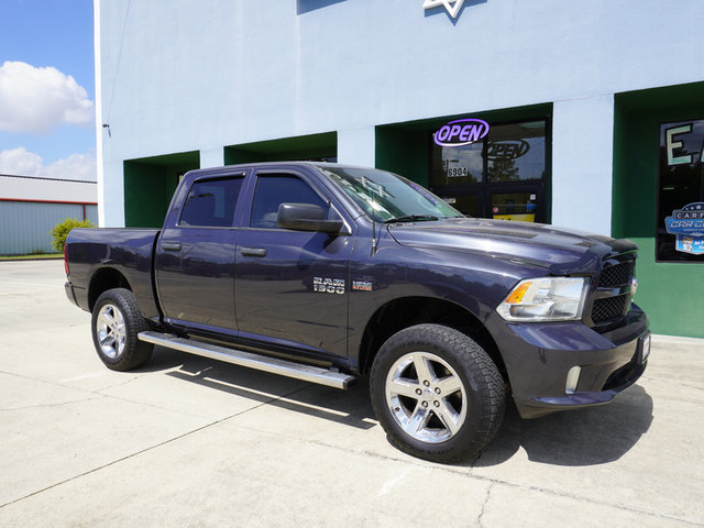 2014 Ram 1500 Express 4WD 140WB