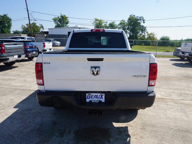 2022 Ram 1500 Classic Tradesman 4WD 5ft7