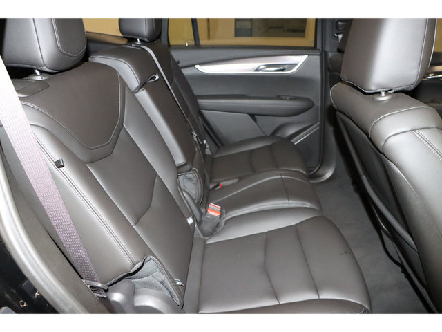 2024 Cadillac XT6 Luxury FWD