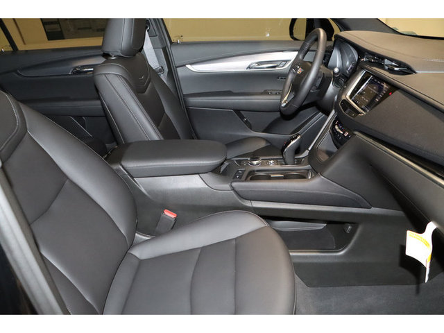 2024 Cadillac XT6 Luxury FWD