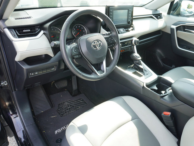 2019 Toyota RAV4 XLE Premium FWD