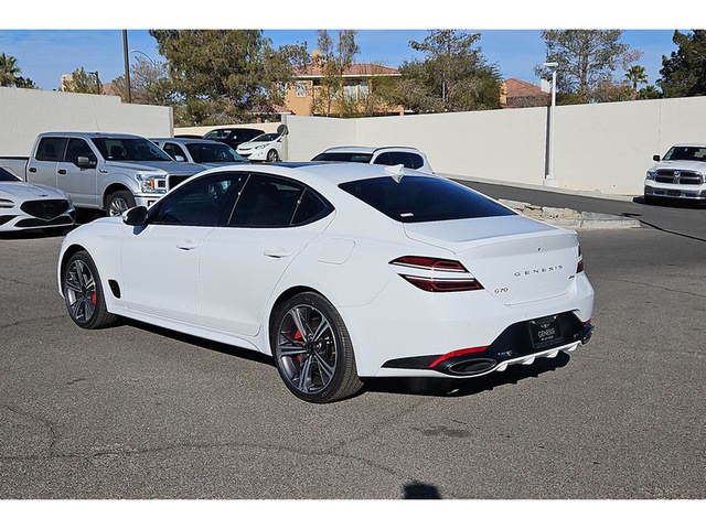 2024 Genesis G70 2.5T