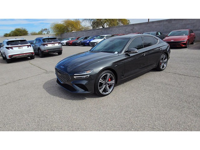 2024 Genesis G70 2.5T RWD