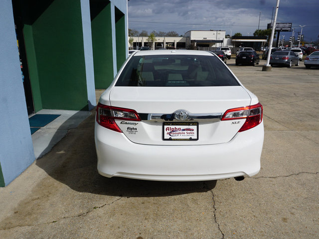 2014 Toyota Camry LE