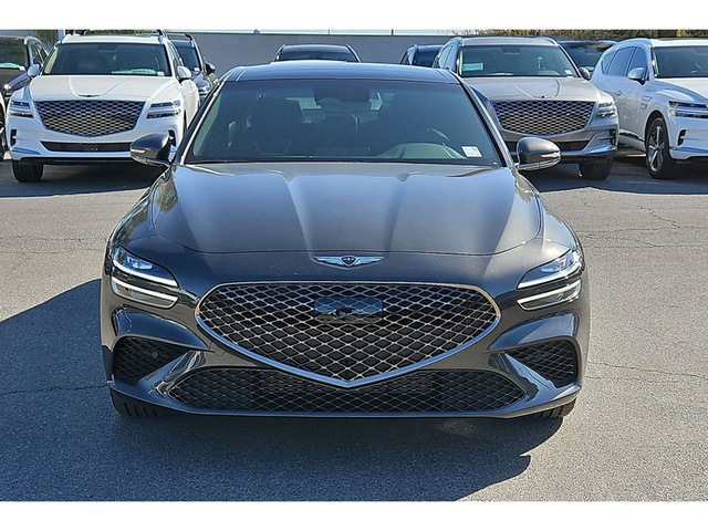 2024 Genesis G70 2.5T RWD