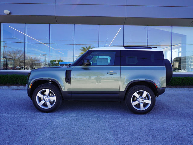 2024 Land Rover Defender 90 P300 S