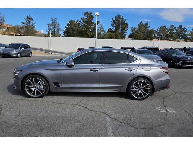 2024 Genesis G70 2.5T RWD