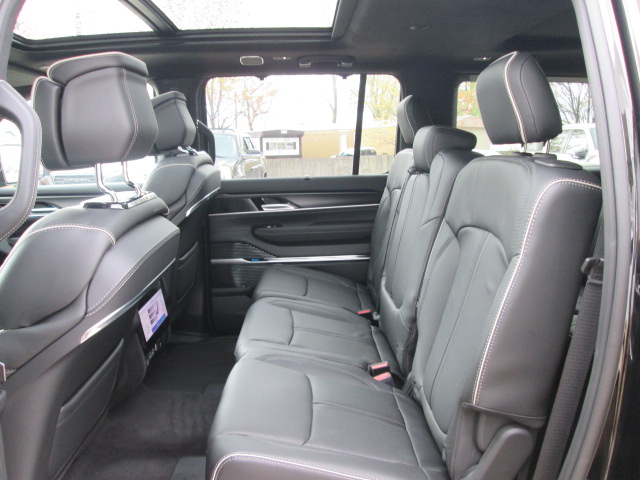 2024 Jeep Grand Wagoneer Series II 4WD L