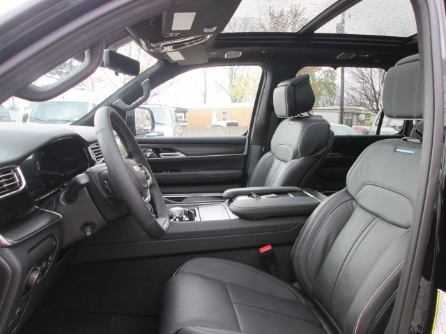 2024 Jeep Grand Wagoneer Series II 4WD L