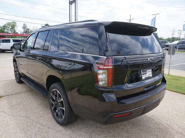 2024 Chevrolet Suburban RST 2WD