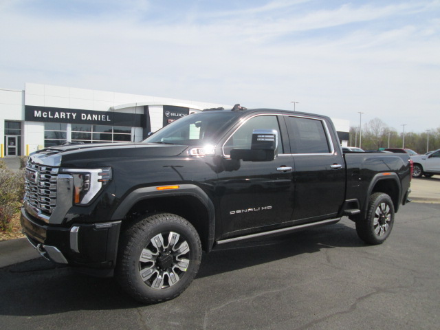 2024 GMC Sierra 2500HD Denali 4WD 159WB