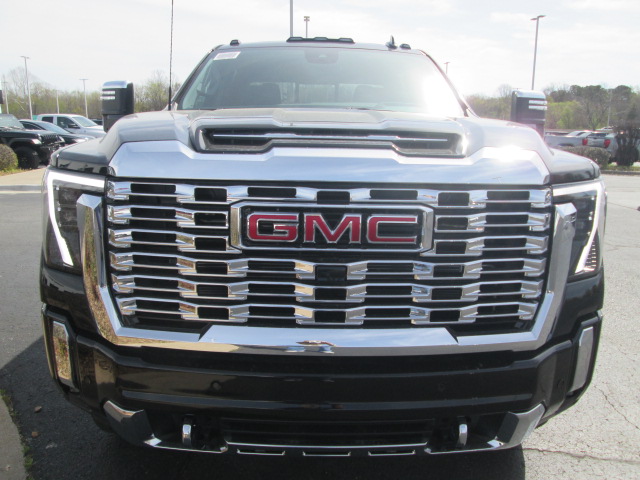 2024 GMC Sierra 2500HD Denali 4WD 159WB