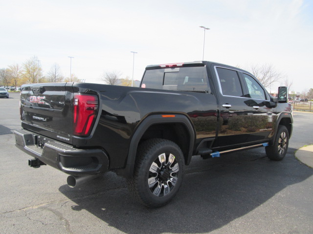 2024 GMC Sierra 2500HD Denali 4WD 159WB