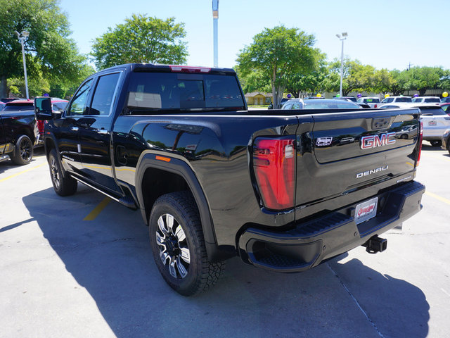 2024 GMC Sierra 2500HD Denali 4WD 159WB