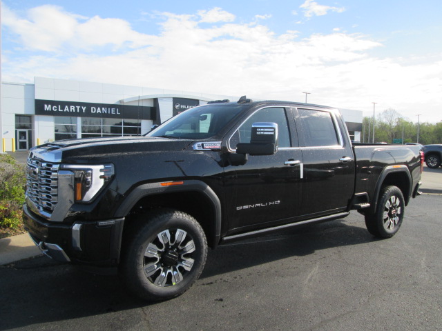 2024 GMC Sierra 2500HD Denali 4WD 159WB