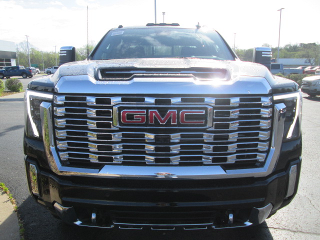 2024 GMC Sierra 2500HD Denali 4WD 159WB