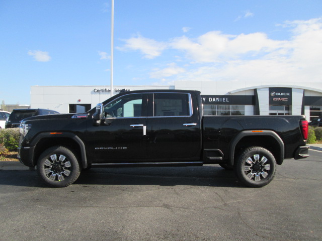 2024 GMC Sierra 2500HD Denali 4WD 159WB