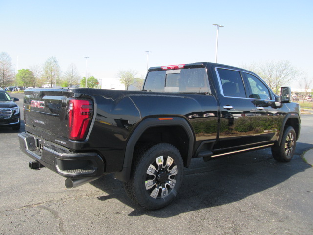 2024 GMC Sierra 2500HD Denali 4WD 159WB