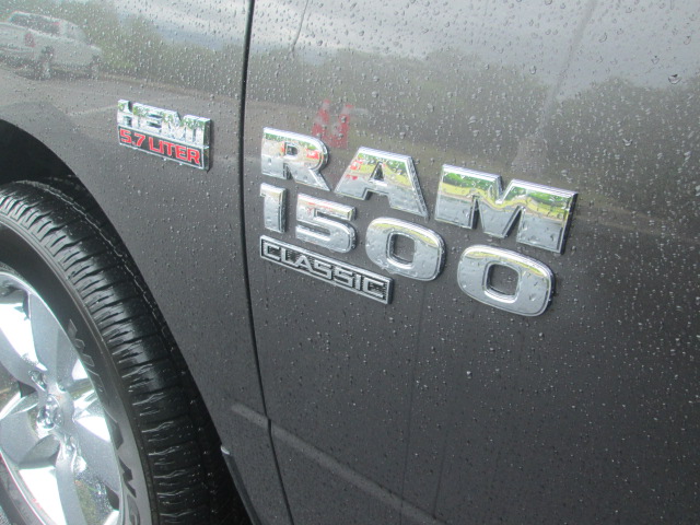 2024 Ram 1500 Classic Tradesman 4WD 5ft7