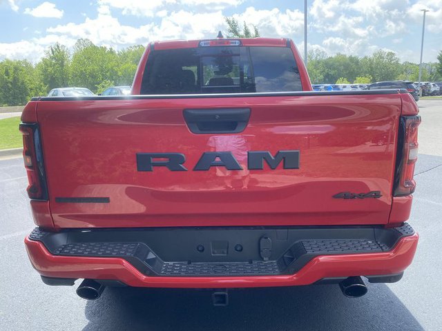 2025 Ram 1500 Big Horn 4WD 5ft7 Box