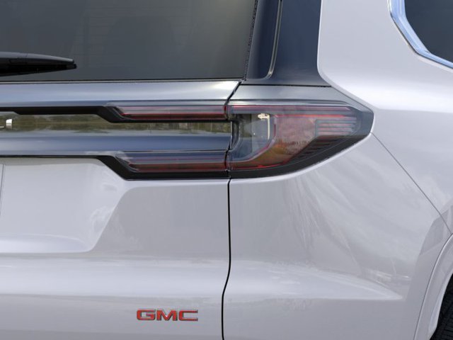 2024 GMC Acadia Denali FWD